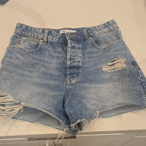 Zara Women's Light Blue Distressed Jean Shorts